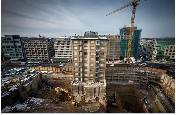 Sur le fil du temps - 49, bd Royal (1962-2020) ​