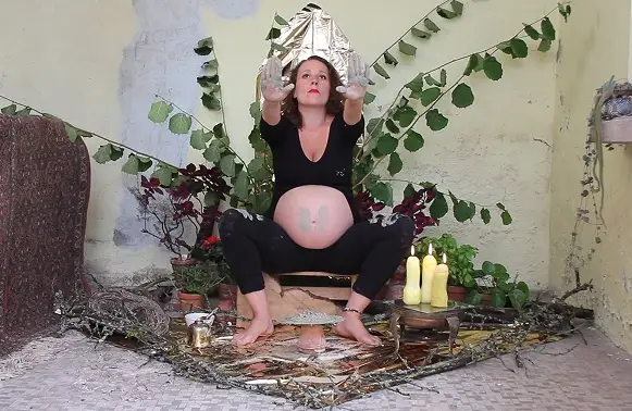 Ode à la boue. -Bombyx collectif